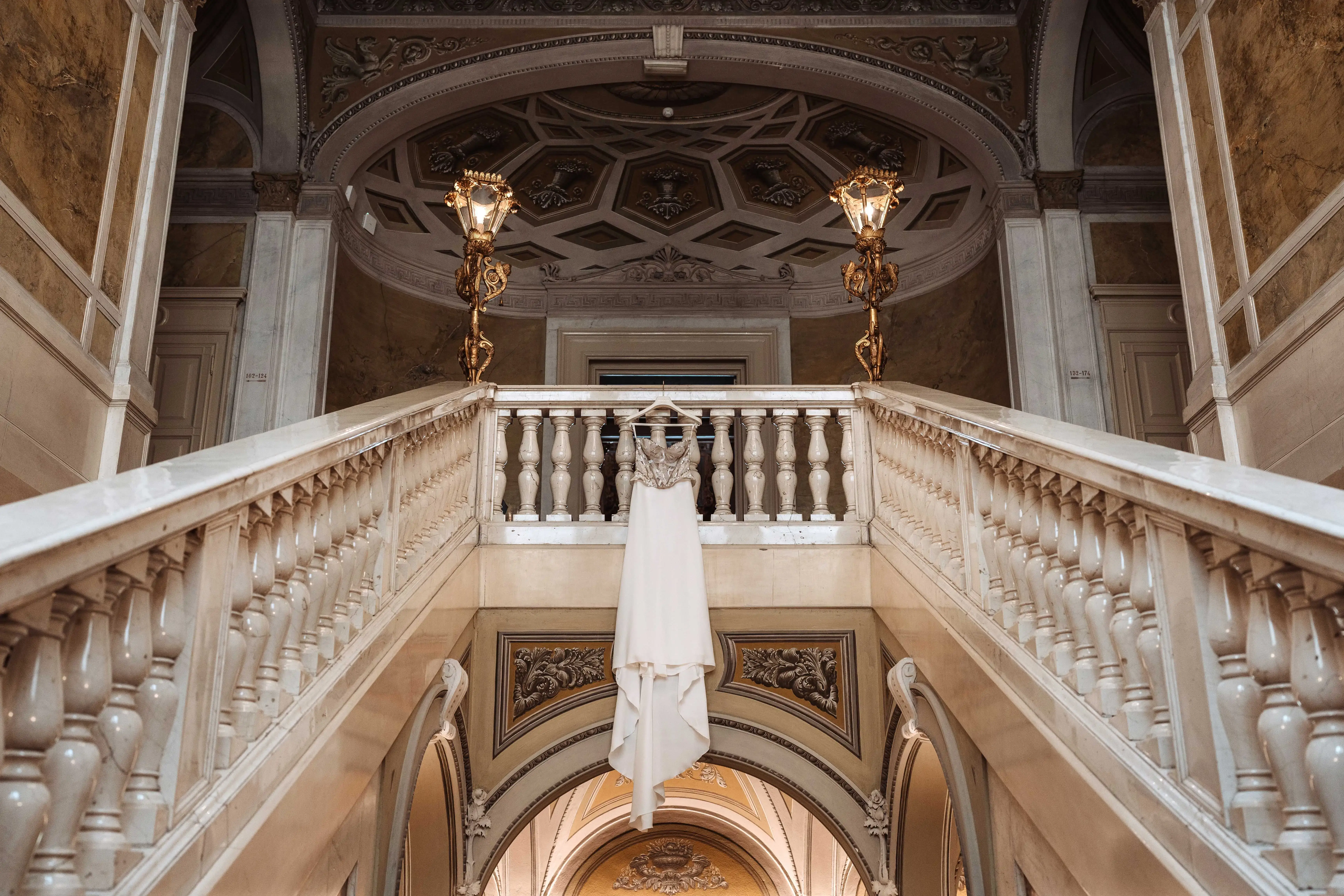 bride dress in luxury wedding venue in Italy